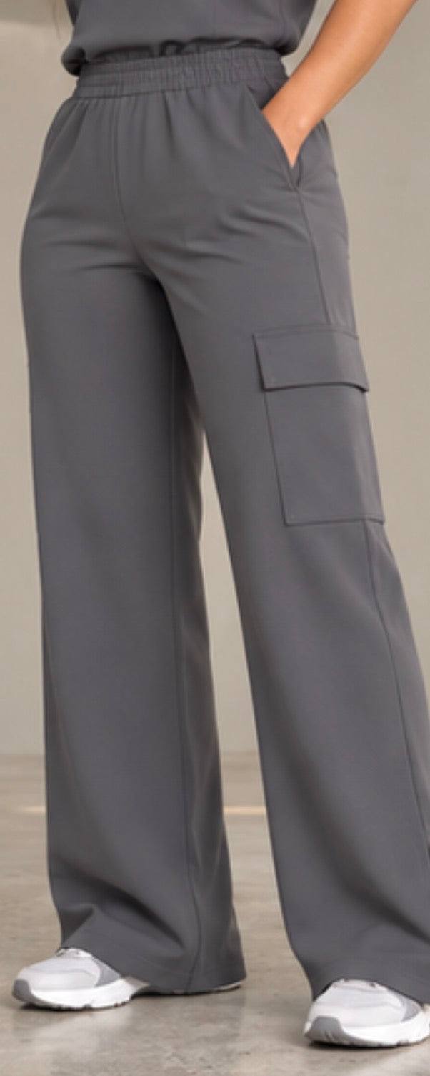 Zenith Scrub Set